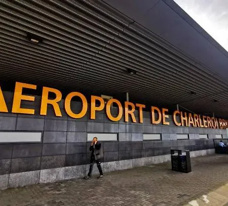 Station 64 A4 Charleroi-airport Apartment Charleroi